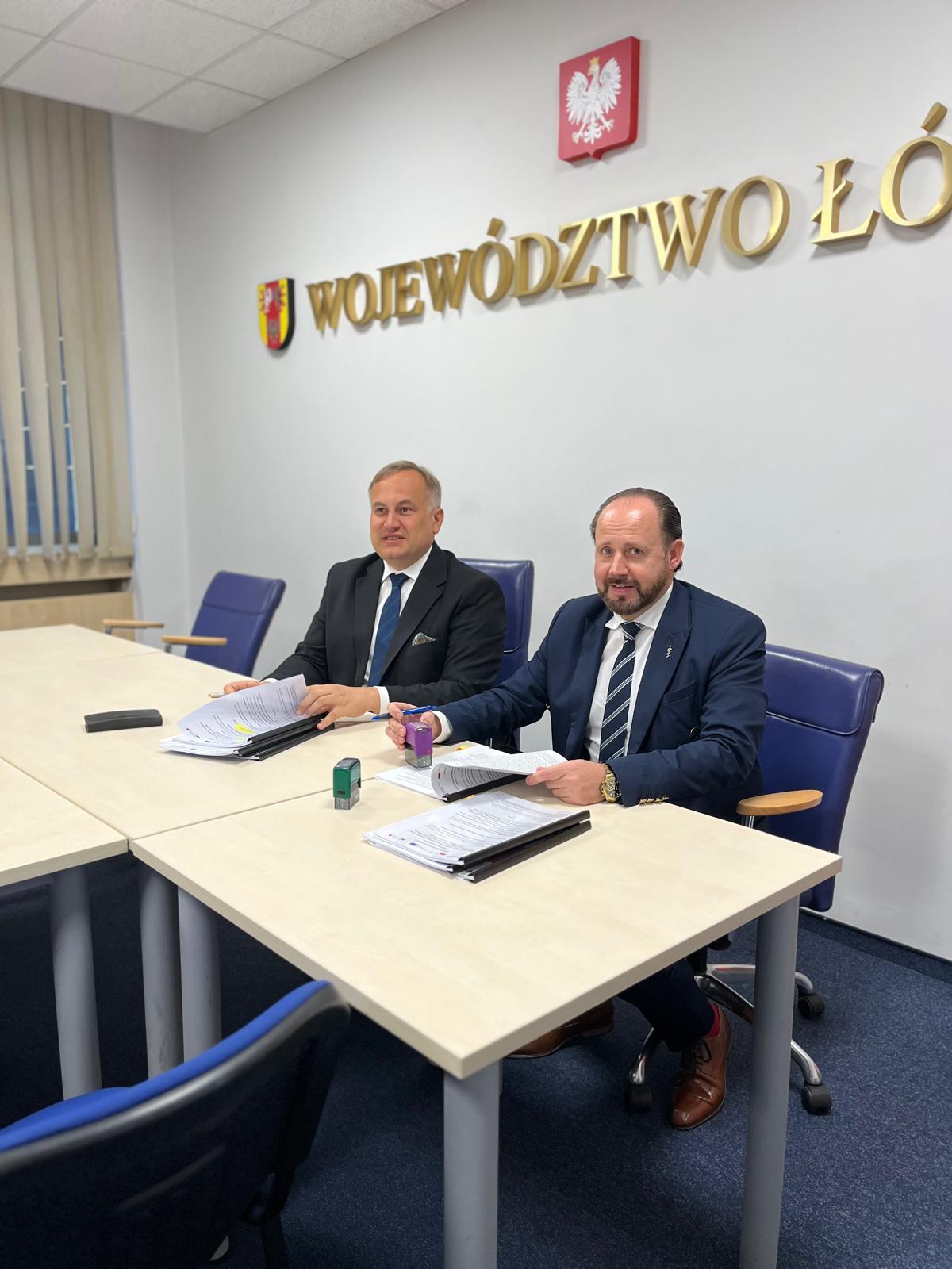 Modernizacja przychodni w Moszczenicy i Srocku z dofinansowaniem z Urzędu Marszałkowskiego