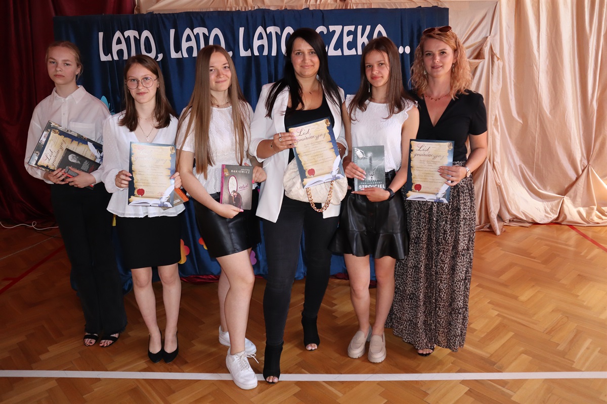 Pożegnali szkołę, przywitali wakacje