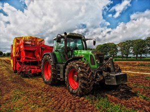 Informacja dla rolników  w związku z wnioskami na zwrot podatku akcyzowego