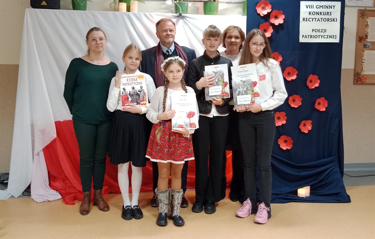 VIII Gminny Konkurs Recytatorski Poezji Patriotycznej