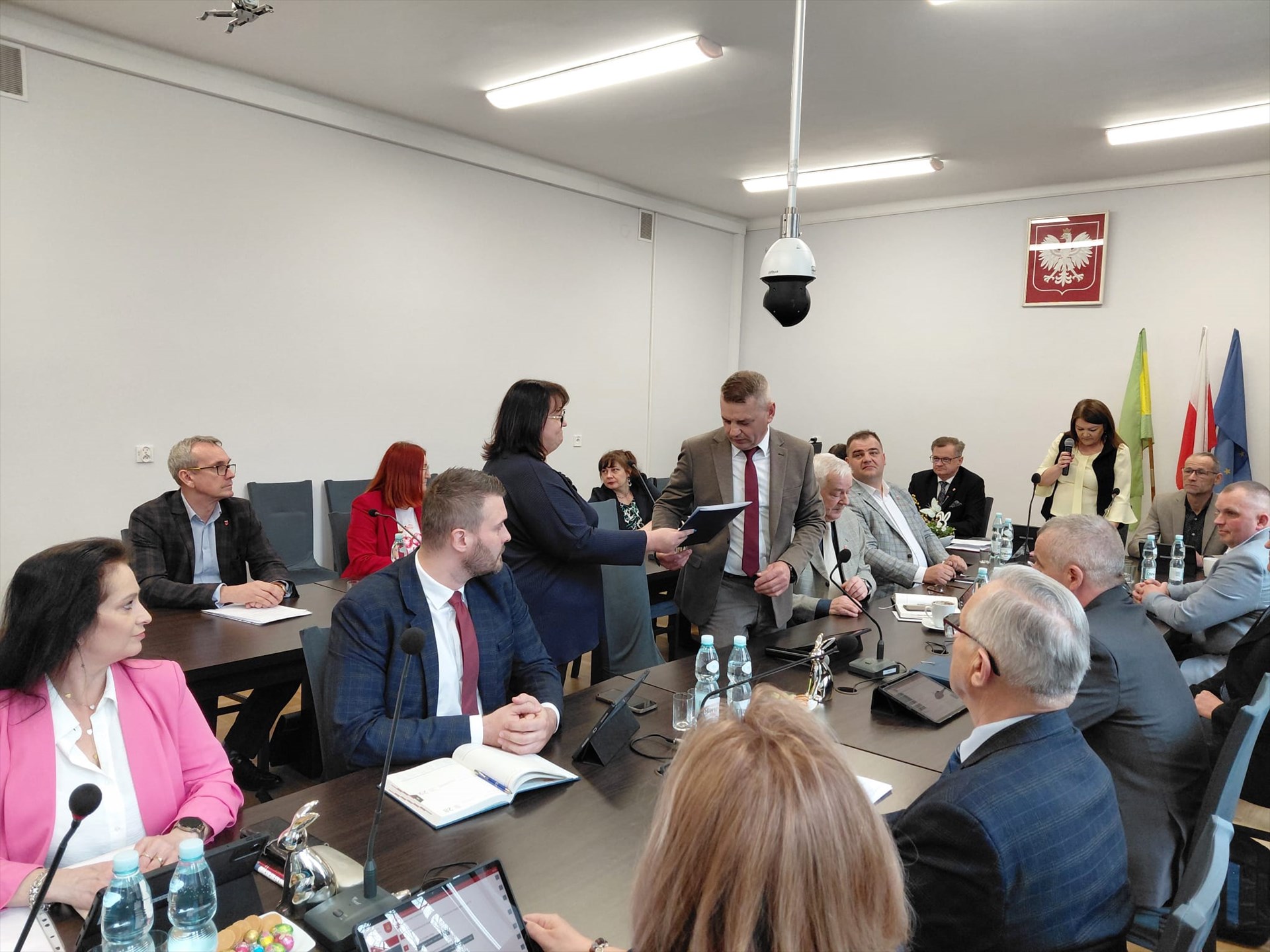  XXIII Sesja Rady Gminy Moszczenica - zaprzysiężenie Radnego Rady Gminy Piotra Podleckiego