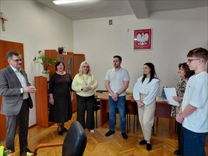 Spotkanie z wyjątkowym uczniem SP im. św. Stanisława Kostki w Moszczenicy 