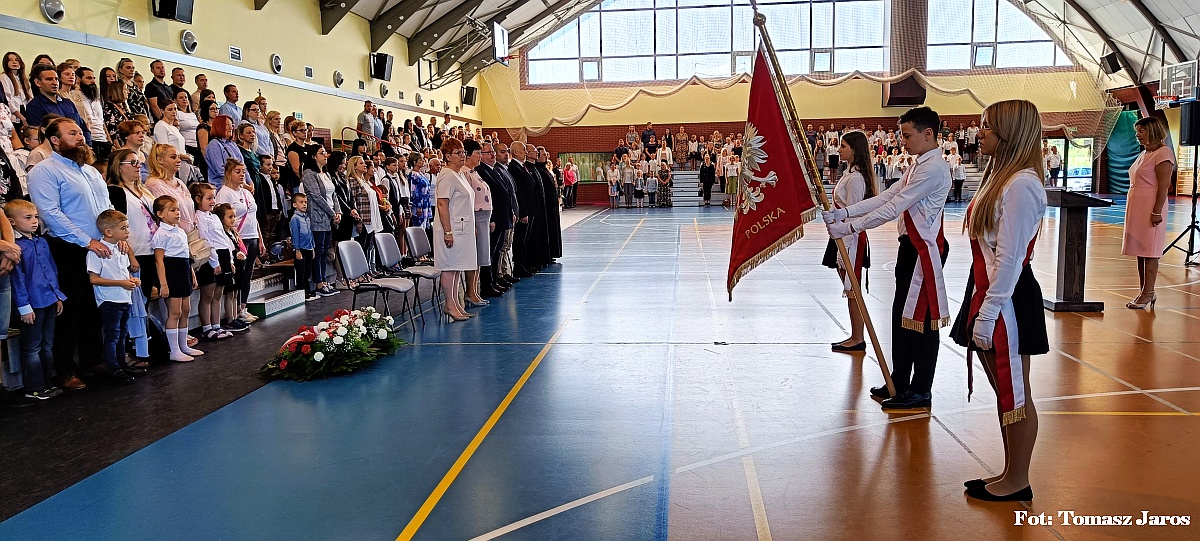 Rozpoczęcie roku w SP Moszczenica