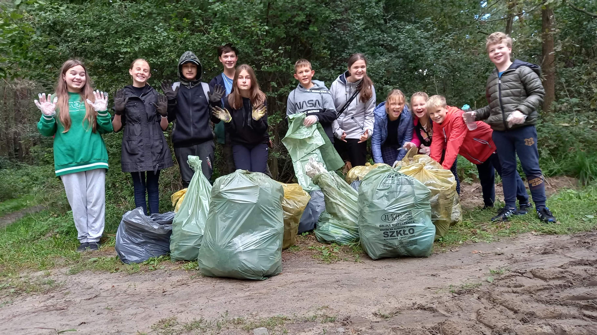 Akcja sprzątania świata w SP Gazomia