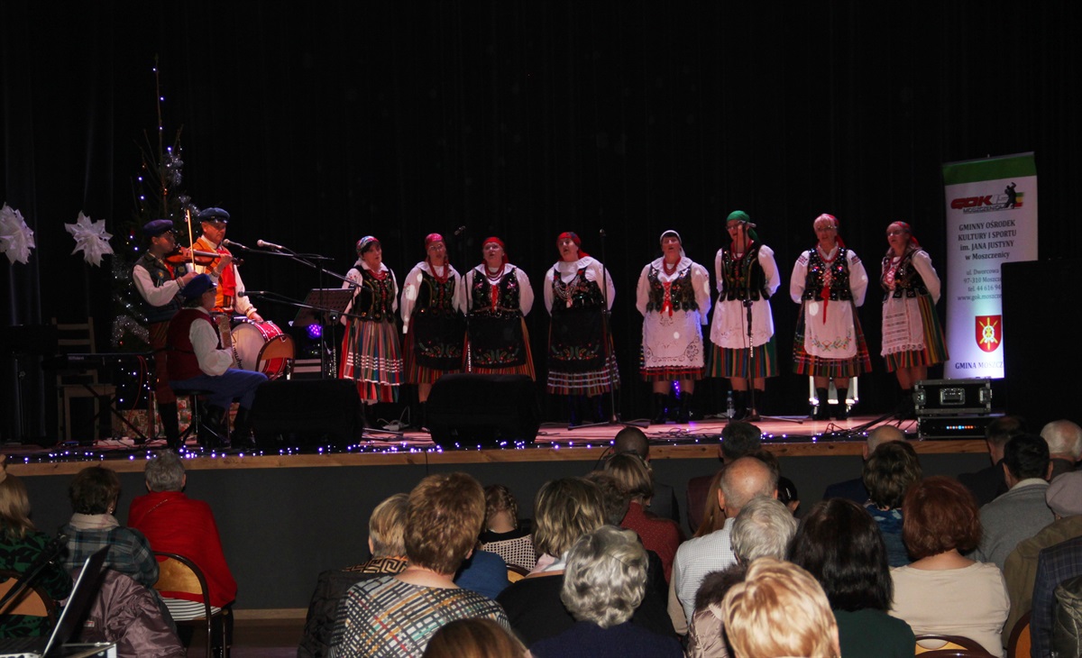 Nastrojowo i świątecznie