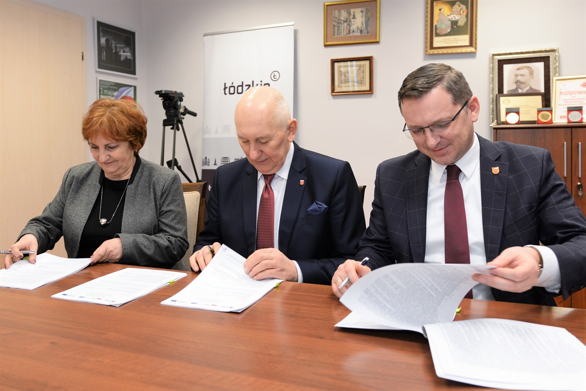 Rekordowy projekt na finiszu