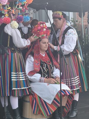 Staropolskie wesele w Gazomi Starej – tradycja, która łączy pokolenia