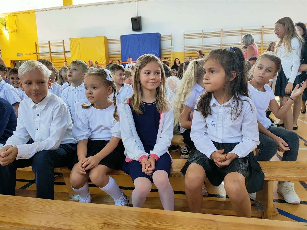 Rozpoczęcie roku w SP Jarosty