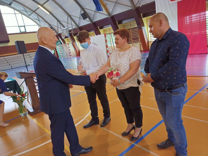 Zakończenie roku w SP Moszczenica