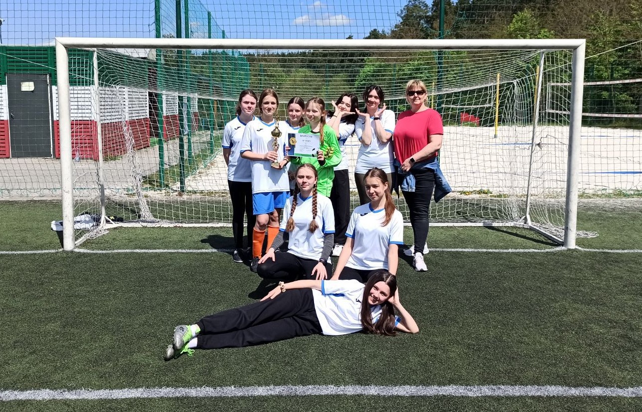 Sukces piłkarek z SP Baby